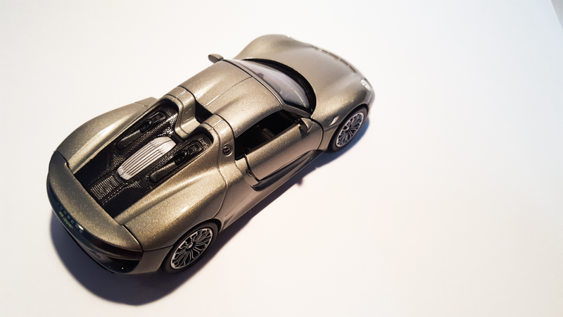 Illustration for article titled The Stuttgart Spyder Supershow